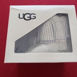 Ugg Australia baby girls booties metallic fringe